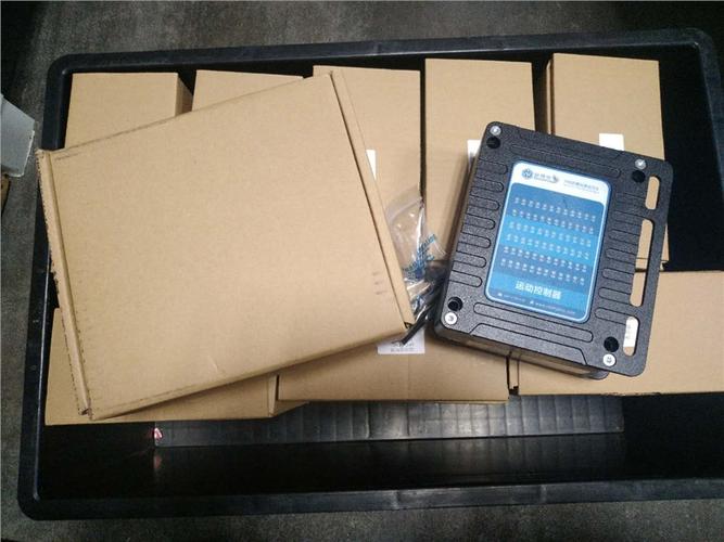 9月19日下午,硕博电子向湖北,四川等地发货运动控制器等产品